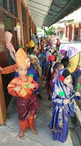 Pekarangan perpustakaan awam negeri perlis. Pertandingan Pakaian Beragam Sekolah Kebangsaan Penghulu Ahmad