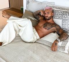 Deja de mentirte la foto que subiste con él diciendo que era tu cielo bebé, yo te conozco. Maluma Deleted A Post In Instagram 2020 08 20 06 24 58 Undelete All World