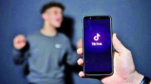 The very title nurses in heat leaves no doubt as to the sumptuous delights that await us in this latest private. Nurses Face Heat Over Hospital Tiktok Video