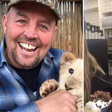 Husband and wife killed in 'gruesome' plane crash that sparked huge  fireball