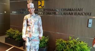 Kalian bisa mendapatkan barang yang jika dibeli di toko harganya mencapai jutaan rupiah, namun di thrift shop dijual dengan harga miring. Go Green Ditjen Penyediaan Perumahan Juara Iii Desain Pakaian