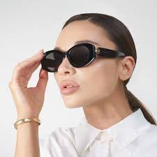 Unofficial: Crystal Reed