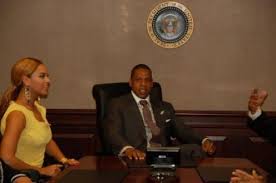 Maybe you would like to learn more about one of these? Jay Z In The Situation Room Rapper Met Obama Photos Huffpost