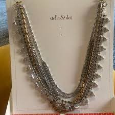 Stella & Dot Collier Sutton Necklace