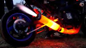 Fire Throwing Motorcycle Exhaust Like F1 Formula Car Youtube