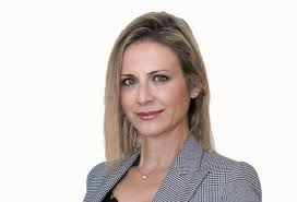 Más mujeres en puestos directivos permitirá superar estereotipos