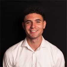 Thrilled to announce that I will be joining Maybank Investment Banking  Group as a Customer Experience and Trading Platforms Intern in Singapore  for the spring semester.