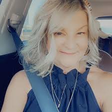 Where to find someone who sells Tupperware?