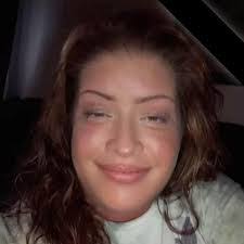 Elisa Deleon's Instagram, Twitter & Facebook