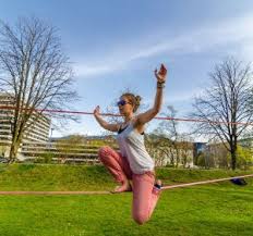 Slackline Tricks Sammlung Erlebnispadagogik Herausforderungen Dehnen