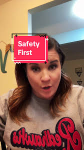 Safety first when it comes to tumbling at games! #cheerleaders  #highschoolcheer #cheer #cheercoach #tumbling #basketballcheerleaders  #safetyfirst #backflip