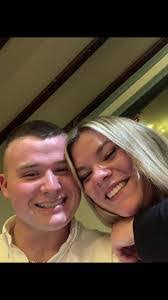 Bethany Estes's Instagram, Twitter & Facebook