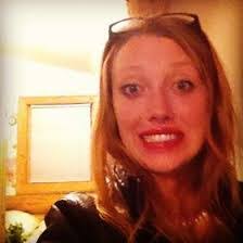 Mindy Robertson's Instagram, Twitter & Facebook