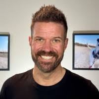 Daniel Tomaszewski's Instagram, Twitter & Facebook