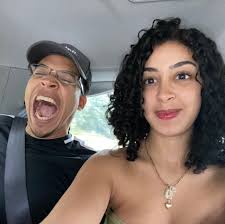 Stephanie Gonzalez and Joan Ruiz's Wedding Website