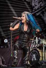 Alissa White-Gluz - Wikipedia, la enciclopedia libre