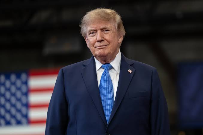 Tổng thống Trump hoãn thuế quan 50% lên Canada giữa căng thẳng thương mại -  VnEconomy