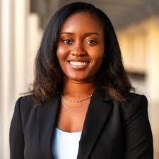 Leslie Standridge's Instagram, Twitter & Facebook