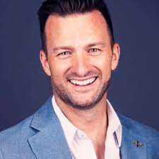 I'm happy to share that I've been promoted to Senior Vice President of  Agency Experience and Business Development at JNS Next! One year in and  many more years ahead! I absolutely love