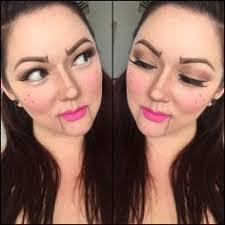 Nicole Dejesus's Instagram, Twitter & Facebook