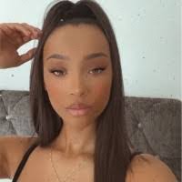 Ashley Dizon's Instagram, Twitter & Facebook