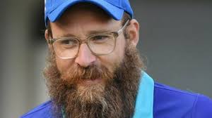 क्रिकेट का 'हैरी पॉटर' जिसने 18 की उम्र में डेब्यू कर कमाल किया फिर 21 साल  में वर्ल्ड रिकॉर्ड बना दिया