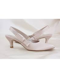 Scegli le scarpe modello chanel per un'eleganza intramontabile: Scarpe Modello Chanel Sposa