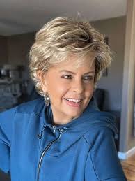 Karla Ellis (karlaellis)