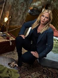In order to learn a new witness interview technique, rollins and fin have to experience it for themselves. All Things Law And Order Law Order Svu Season 21 Cast Photos