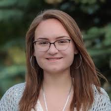 Heather Dolan's Instagram, Twitter & Facebook