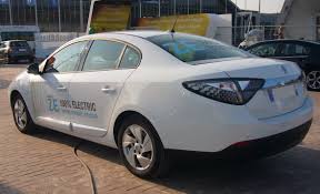 2011 Renault Fluence 1 Photos Informations Articles Bestcarmag Com
