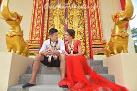 Watashi no shiawase na kekkon; Robe Traditionnelle Thailandaise Pour Un Mariage A Koh Samui Ceremonie Mariage Mariage Traditionnel Robe Traditionnelle