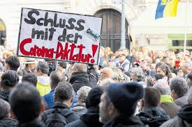 Großer polizeieinsatz bei demo in wien am 31.1.2021. Die Kopfe Hinter Den Querdenker Demos Querdenker Und Coronaleugner Derstandard At Panorama