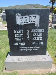 Wyatt Earp Died At Home In The Earps Small Apartment At 4004 W 17th Street In Los Angeles On January 13 Velho Oeste Velho Oeste Americano Propagandas Antigas