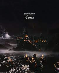Harrypotter Hogwarts Will Always Be There To Welcome You Home Happy Sunday Everyone Hope You All Are Havin Hogwarts Harry Potter Wallpaper Harry Potter