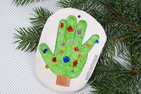 Diy weihnachtsbaumschmuck aus speisestärke und natron. Weihnachtsdeko Basteln Mit Salzteig Bastelnmitkids
