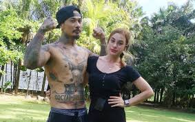 Bebas dari penjara, ini 7 potret mesra jerinx dan nora alexandra yang kembali bersama akibat 10 bulan nggak ketemu suami, sekalinya ketemu dan bobo bareng lagi malah puyeng akunya, kaget badanku astaga, ujar nora alexandra di instagram stories, rabu (9/6/2021). Bukti Serius Jerinx Sid Pertemukan Ayahnya Dengan Nora Alexandra Minta Restu Segera Nikah