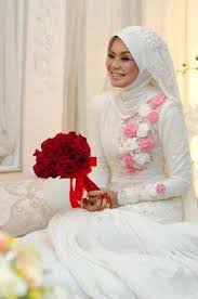 Apalagi pengucapan ijab kabul (qobul) dengan mengucap kalimat ijab kabul akad nikah maka status nikahnya sah. Baju Akad Nikah Pink Roses Pengantin Muslim Gaun Pengantin Muslim Pengantin Berhijab