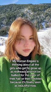 Eva Duff's Instagram, Twitter & Facebook