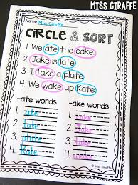 This set of common core reading assessments for first grade was designed to make assessment easy. Miss Giraffe S Class New To Teaching First Grade Everything You Need To Know