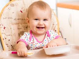 Questo non significa introdurre fin da adesso la differenziazione fra primo e secondo piatto, se il bimbo non la gradisce. Alimentazione Per Il Bambino 12 18 Mesi Bimbisaniebelli It