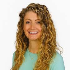 📸 Camera Roll Upload: Netherlands Packaging Favorites 🇳🇱 Here are a few  more interesting packaging finds from the Netherlands. 🍦 Sammontana  (frozen desserts) 💪 UPFRONT (protein) 🥤 Hip…