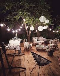 Truly distinctive outdoor christmas decoration this front door christmas decoration idea is truly unique. Gorgeous Garden Lighting On A Budget Backyard Patio Backyard Outdoor Christmas Diy
