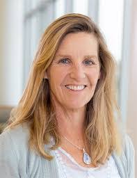 Janet Bell's Instagram, Twitter & Facebook