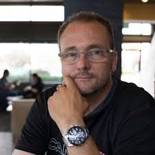 Jeff McClintock (@jemesoviens)