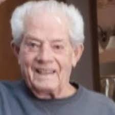 Betty Derrick's Instagram, Twitter & Facebook