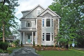7055 Bay Front Drive Annapolis Md 21403 Mls Mdaa435380 In 2020 Annapolis House Styles Multi Family Homes