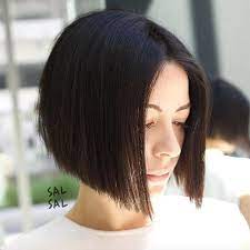 One Length Haircuts That Ll Convince You To Ditch Those Layers Choppy Bob Hairstyles One Length Haircuts Short Bob Hairstyles