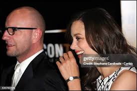 4,181 Contagion Film Title Stock Photos, High-Res Pictures, and Images