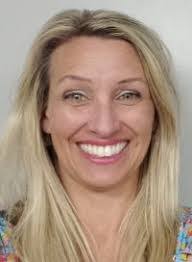 Amanda Chamberlain's Instagram, Twitter & Facebook